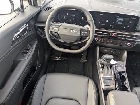 New 2026 Kia Sportage SX FWD image 17