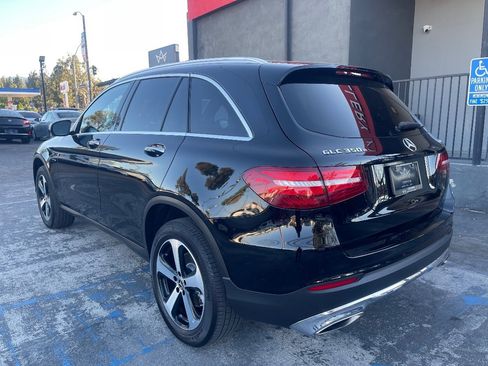 Used 2019 Mercedes-Benz GLC 350e 4MATIC image 7