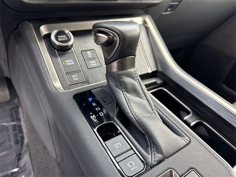 Used 2024 Lexus GX 550 image 20