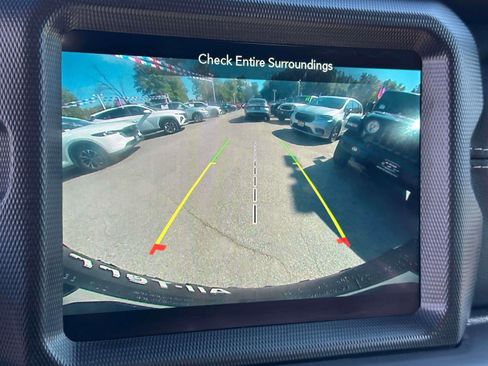 Used 2021 Jeep Wrangler Unlimited Rubicon 4xe w/ Dual Top Group image 25