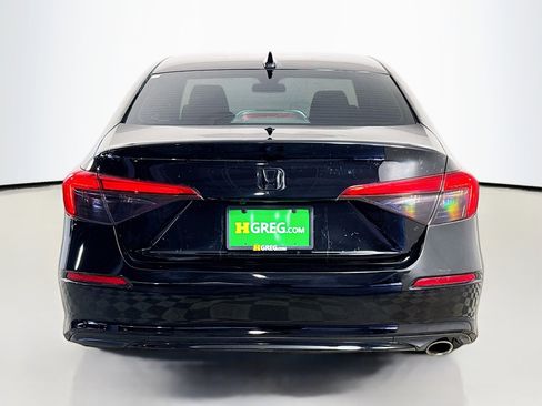 Used 2022 Honda Civic Sport image 8