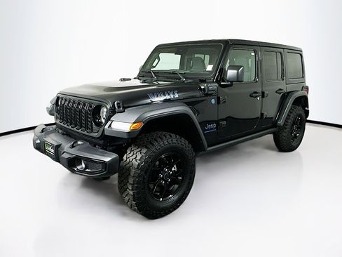 Used 2025 Jeep Wrangler Unlimited Sport S 4xe AWD/4WD image 3
