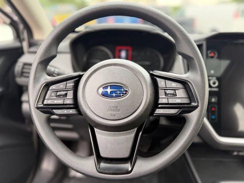 Used 2025 Subaru Crosstrek 2.5i Premium AWD/4WD image 11