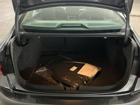 New 2026 Volkswagen Jetta SE FWD image 36
