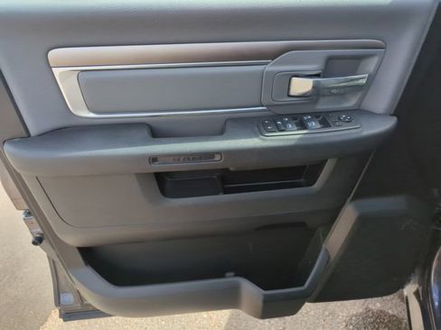 Used 2023 RAM 1500 Classic SLT AWD/4WD image 19