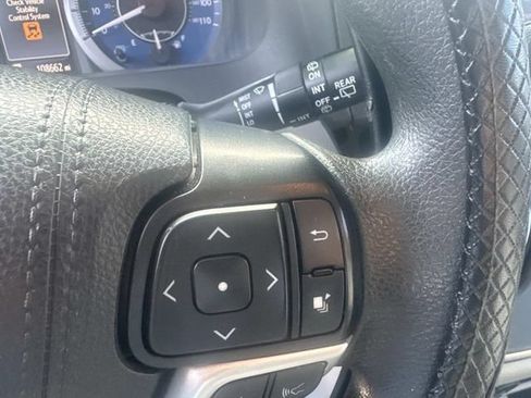 Used 2020 Toyota Sienna LE FWD image 23
