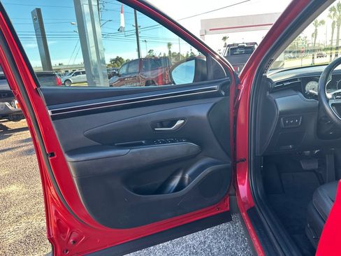 Used 2023 Hyundai Tucson SEL w/ Convenience Package FWD image 9