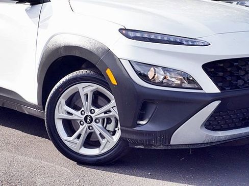 Certified 2023 Hyundai Kona SEL AWD/4WD image 4