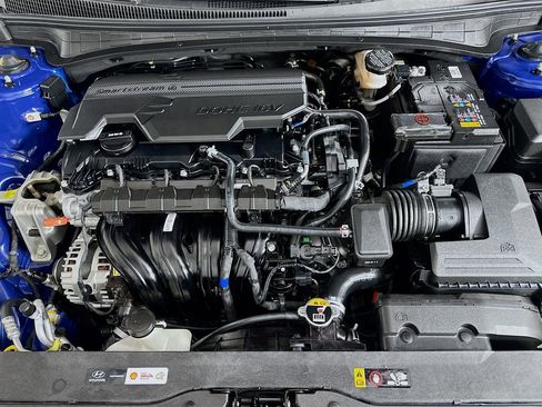 Used 2023 Hyundai Elantra Limited FWD image 30