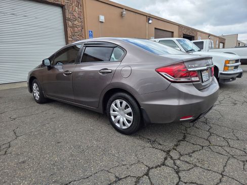 Used 2014 Honda Civic LX image 2