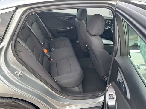 Used 2023 Chevrolet Malibu LT image 25