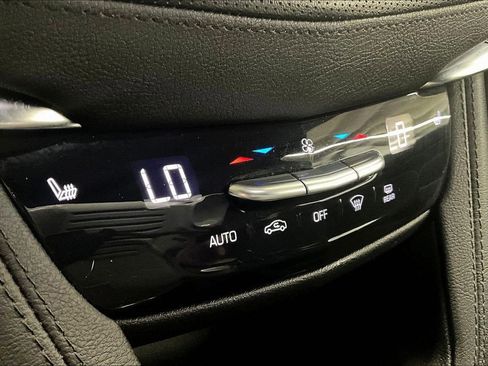 Used 2021 Cadillac XT5 Premium Luxury AWD/4WD image 15