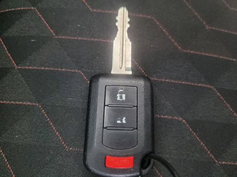 Used 2024 Mitsubishi Mirage ES FWD image 32