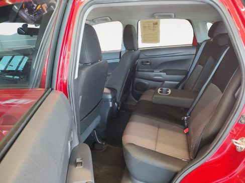 Used 2018 Mitsubishi Outlander Sport LE FWD image 21