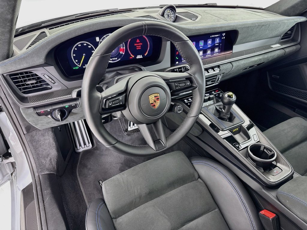 Used 2026 Porsche 911 GT3 RWD image 4