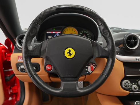 Used 2007 Ferrari 599 GTB Fiorano RWD image 57