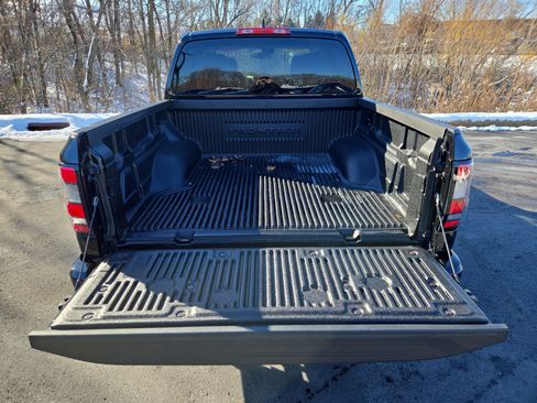 Certified 2023 Nissan Frontier SV w/ Technology Package image 10