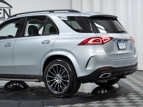 Used 2023 Mercedes-Benz GLE 350 4MATIC image 29