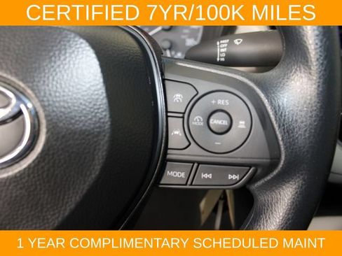 Used 2025 Toyota Corolla LE FWD image 20