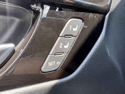Used 2023 Honda CR-V EX-L image 33