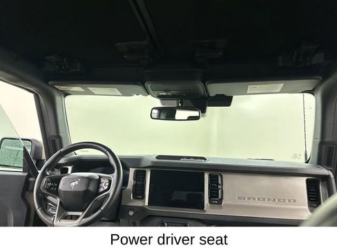 Used 2025 Ford Bronco Outer Banks AWD/4WD image 24
