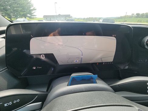 New 2026 Chevrolet Traverse LT w/ Enhanced Driving Package image 15