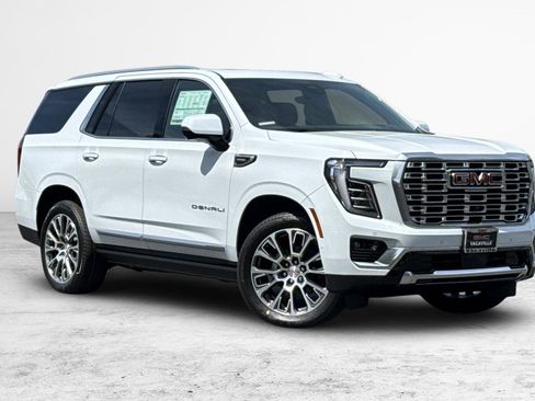 New 2026 GMC Yukon Denali w/ Denali Reserve Package AWD/4WD image 2