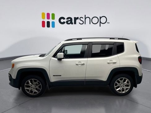 Used 2017 Jeep Renegade Latitude image 2