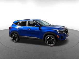 Used 2025 Kia Seltos S FWD video 2