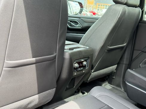 Used 2023 Chevrolet Tahoe Z71 w/ Luxury Package image 25