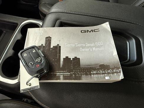 Used 2022 GMC Sierra 1500 AT4 AWD/4WD image 21