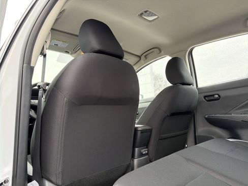 Used 2025 Nissan Versa S w/ Trunk Package image 26