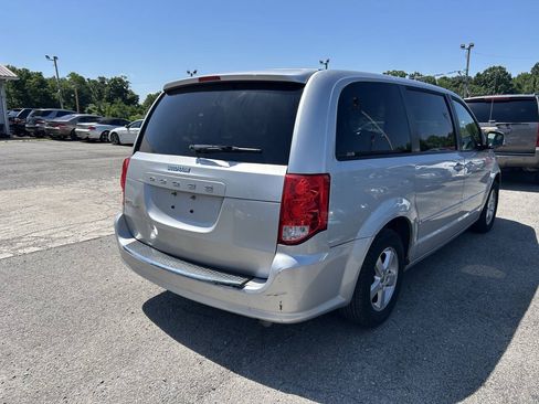 Used 2011 Dodge Grand Caravan Mainstreet w/ PWR Convenience Group FWD image 6