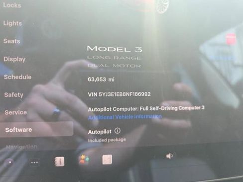 Used 2022 Tesla Model 3 Long Range AWD/4WD image 19