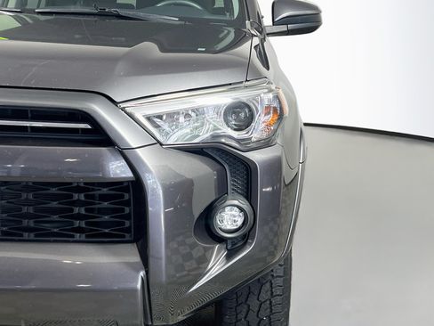 Used 2021 Toyota 4Runner SR5 RWD image 12