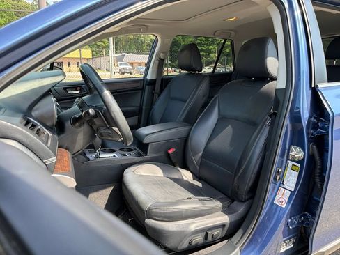 Used 2019 Subaru Outback 3.6R Limited AWD/4WD image 20