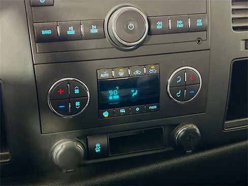 Used 2013 GMC Sierra 1500 SLE image 18