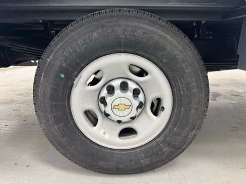 New 2025 Chevrolet Express 3500 w/ Power Convenience Package image 37