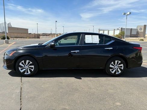 Certified 2025 Nissan Altima 2.5 S image 3