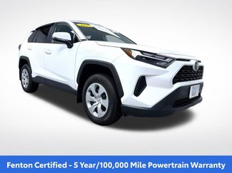 Used 2025 Toyota RAV4 LE video 1