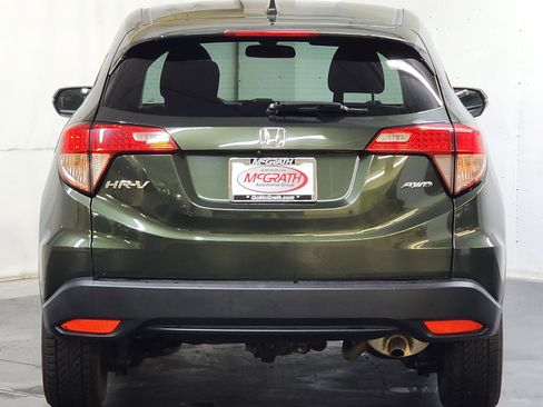 Used 2018 Honda HR-V EX image 6