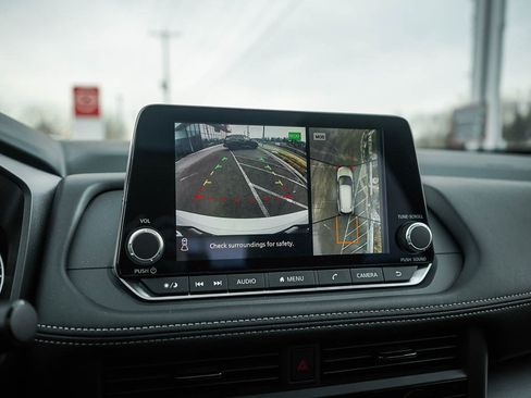 New 2026 Nissan Rogue SV image 25