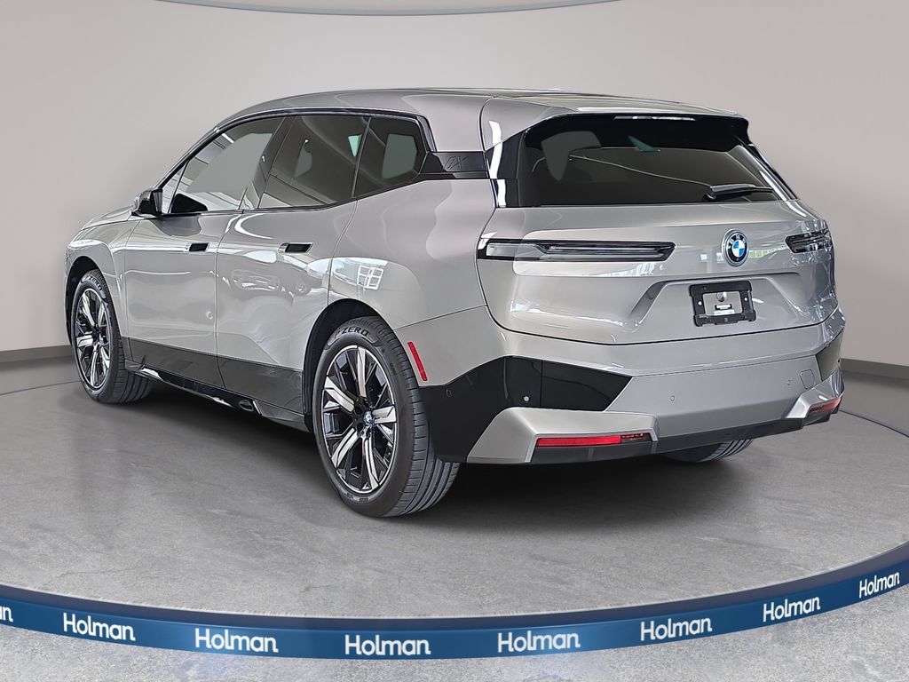 Certified 2024 BMW iX xDrive50 w/ Sport Package AWD/4WD image 9