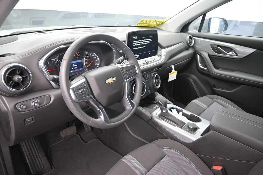 New 2026 Chevrolet Blazer LT w/ Convenience Package AWD/4WD image 15
