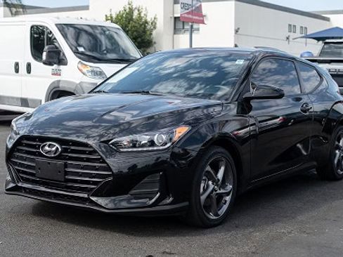 Used 2020 Hyundai Veloster 2.0 FWD image 3