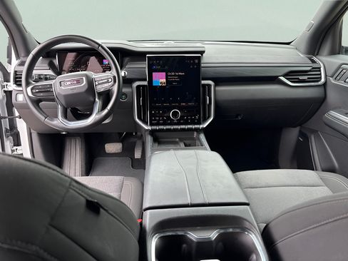 Used 2025 GMC Acadia Elevation FWD image 20