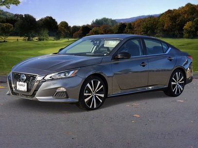 Used 2022 Nissan Altima 2.0 SR