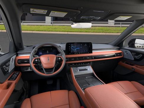 New 2026 Lincoln Aviator Reserve image 9