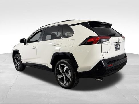 Used 2025 Toyota RAV4 SE AWD/4WD image 8