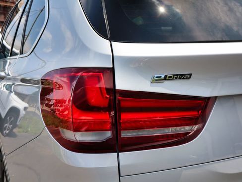Used 2016 BMW X5 xDrive40e AWD/4WD image 11